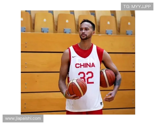 扎克拉文的篮球之路：从天赋少年到NBA明星的蜕变与坚持