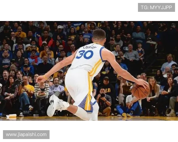 猛龙与勇士常规赛对决精彩回顾及赛季展望分析