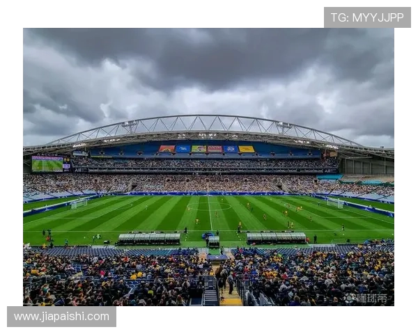 美国与澳大利亚全场对决精彩回顾与赛后分析 美国与澳大利亚全场对决精彩回顾与赛后分析