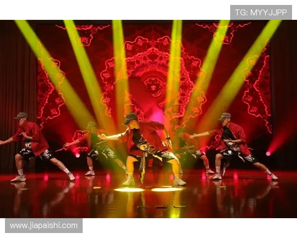 重庆街舞队荣登全国灵活性排行榜第三名展现出色实力与风采