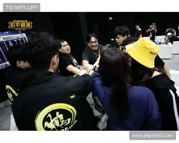 FPX战队在和平精英赛场上的心理素质提升与团队协作新策略探讨 FPX战队在和平精英赛场上的心理素质提升与团队协作新策略探讨