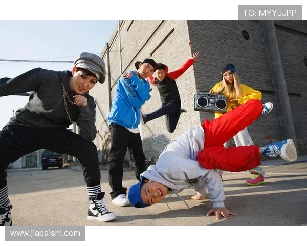 成都街舞队荣登全国街舞速度排行榜第六名展现实力与风采